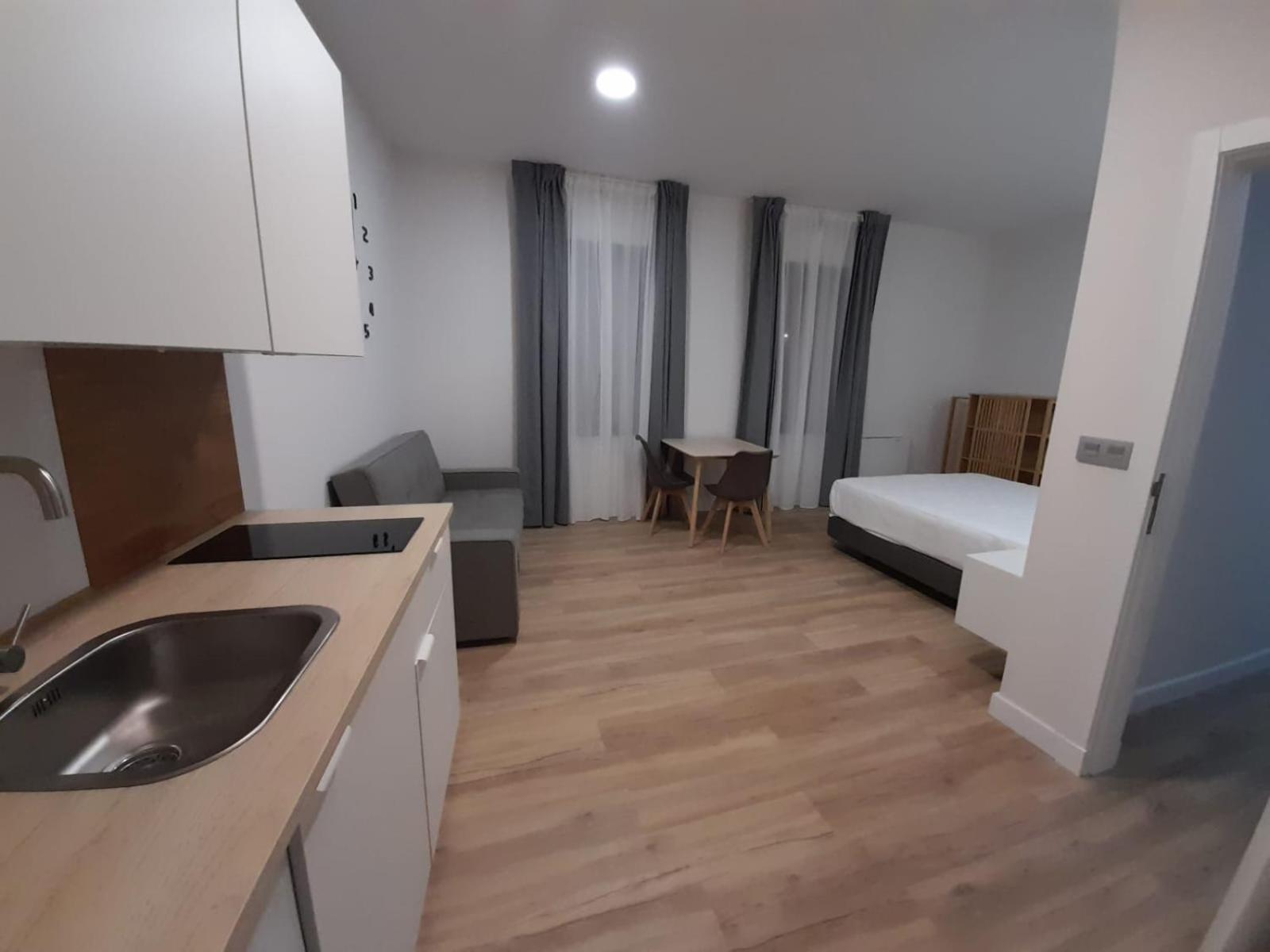 Apartamentos Recunchos Ourense Eksteriør billede