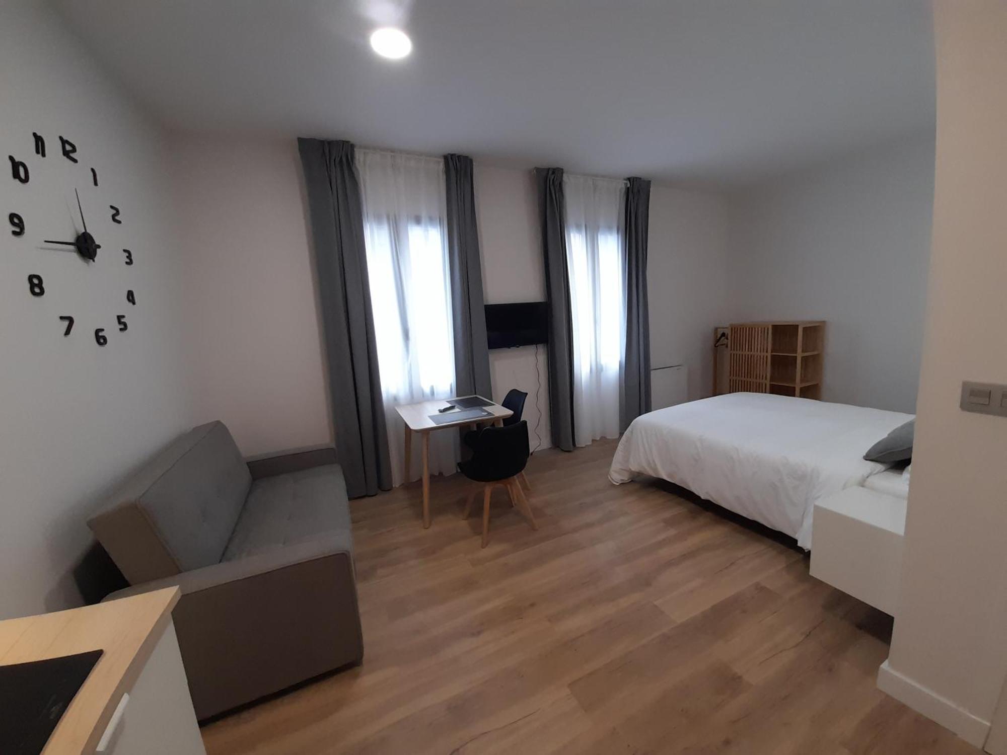 Apartamentos Recunchos Ourense Eksteriør billede